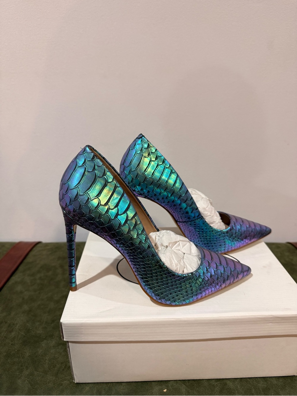 Steve Madden Iridescent Teal & Purple Mermaid-Scale Stiletto Pumps - Picture 2 of 5